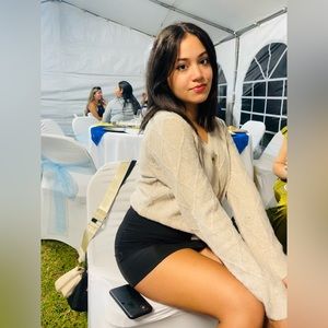 Meet your Posher, Leydis